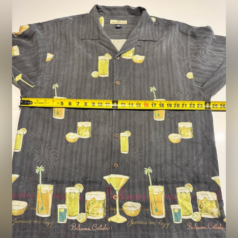 Tommy Bahama Relax Size LRG 100% Silk Bahama Colada Hurricane Tommy Short Sleeve - Picture 7 of 8